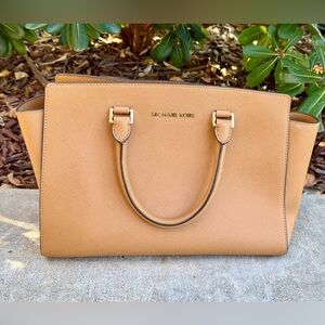 Michael Kors Tan Leather Handbag